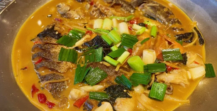 餐饮美食红烧杂鱼特色菜