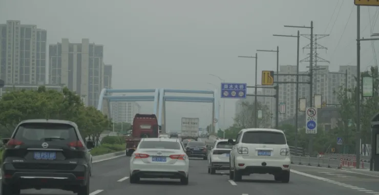 余姚马路早高峰汽车舜水大桥交通