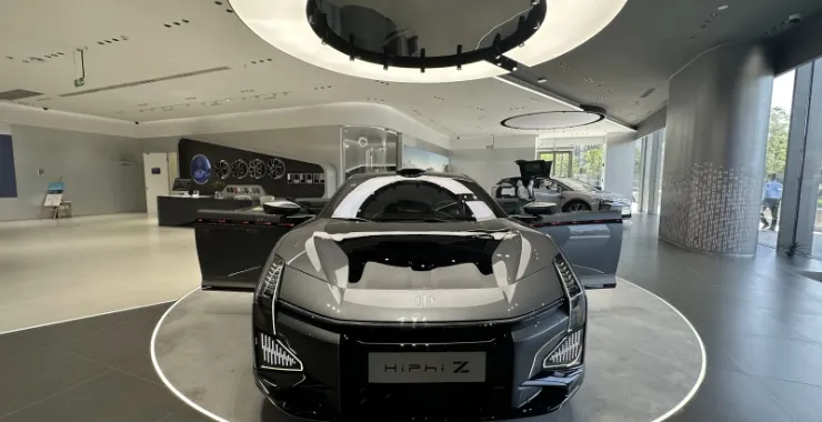 高合HiPhi Z新能源电动车