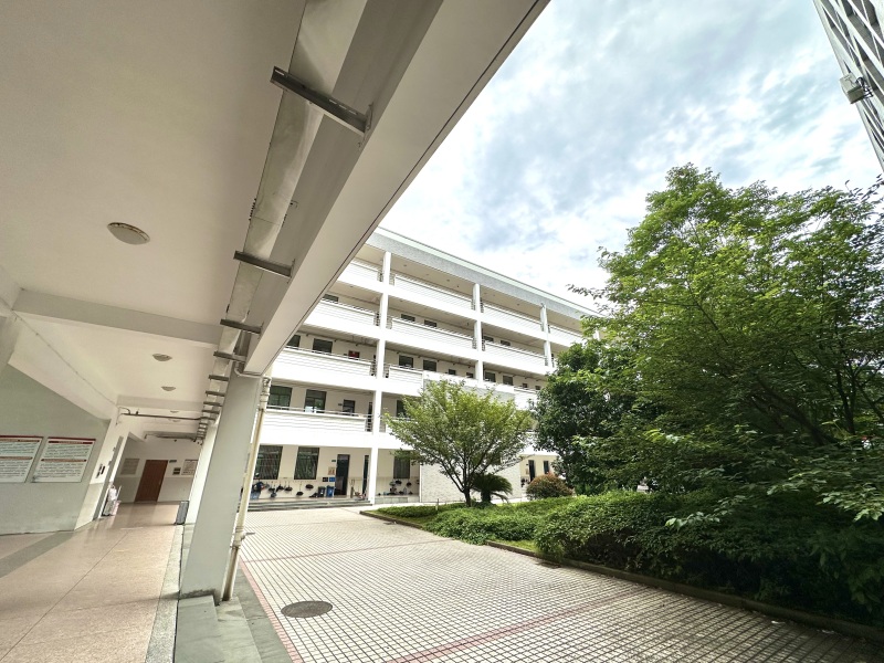 余姚市第二中学二中教学楼