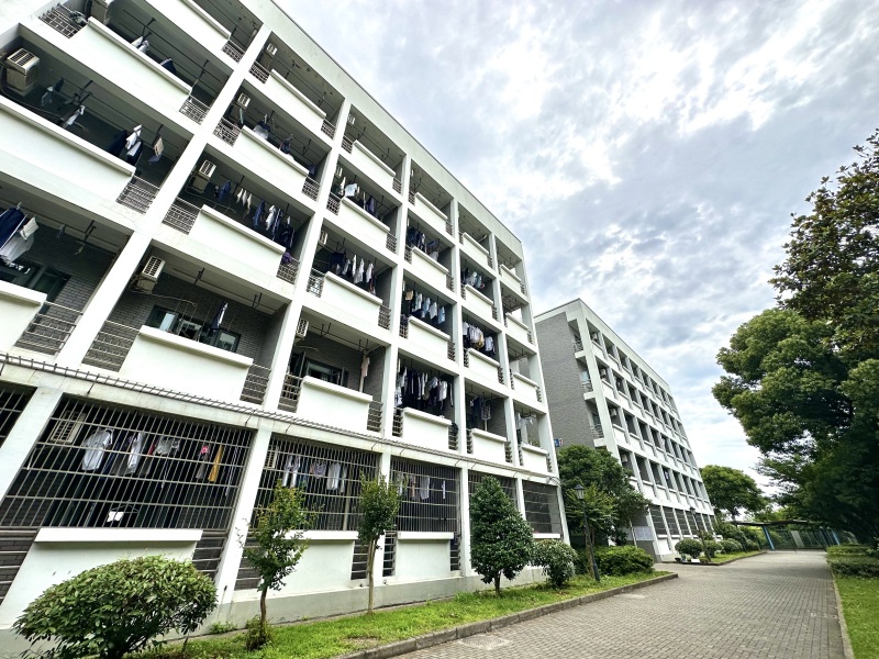 余姚市第二中学二中寝室