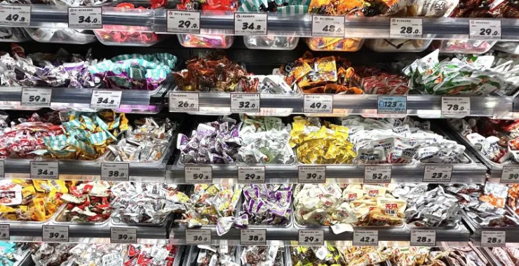 老婆大人零食食品货架
