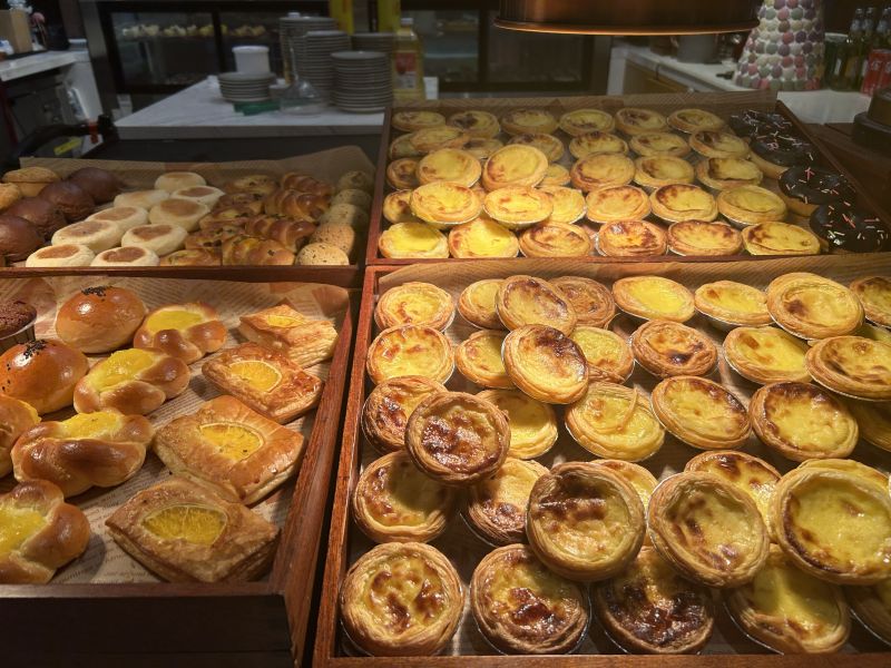 宁波伯瑞特酒店自助餐面包蛋挞