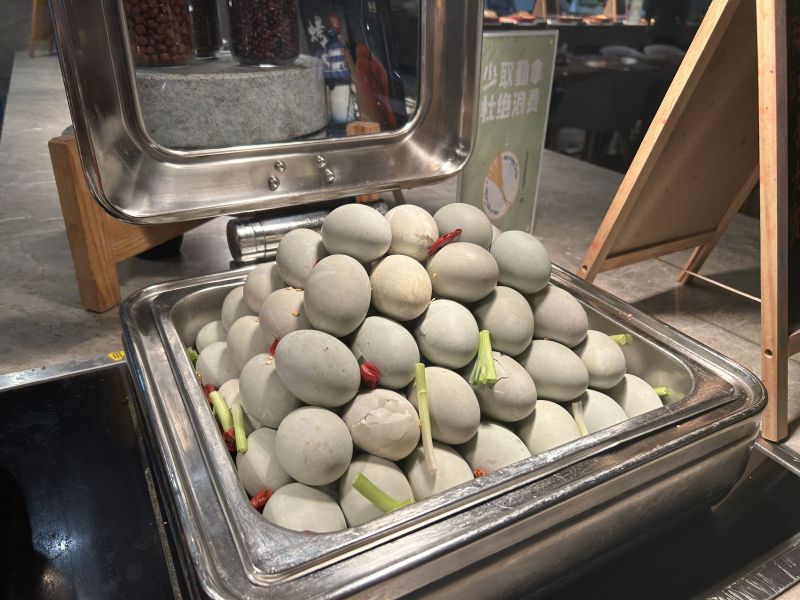 宁波伯瑞特酒店自助餐美食活子蛋活珠子毛蛋喜蛋