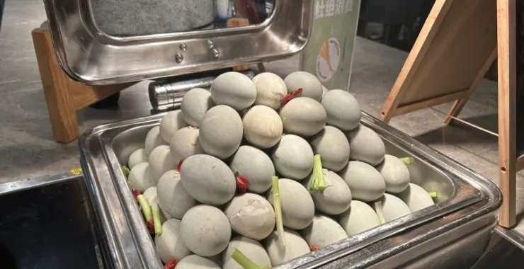 宁波伯瑞特酒店自助餐美食活子蛋活珠子毛蛋喜蛋