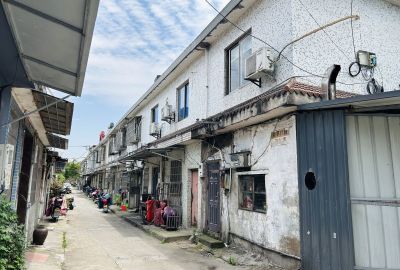 城市余姚东旱门路老小区房屋