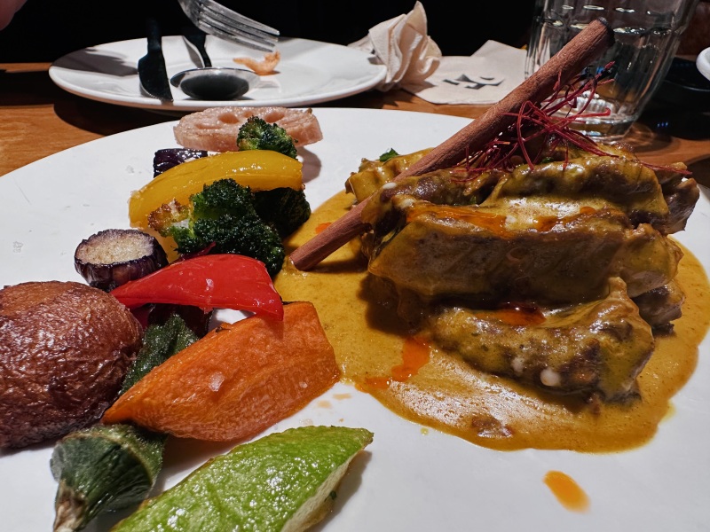 美食牛排米其林餐厅招牌