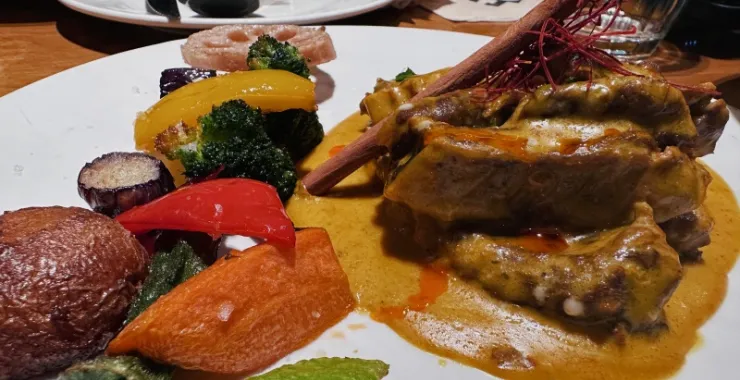 美食牛排米其林餐厅招牌