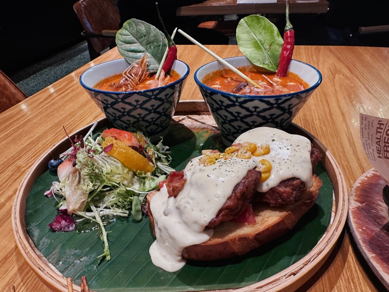 美食米其林餐厅招牌西餐
