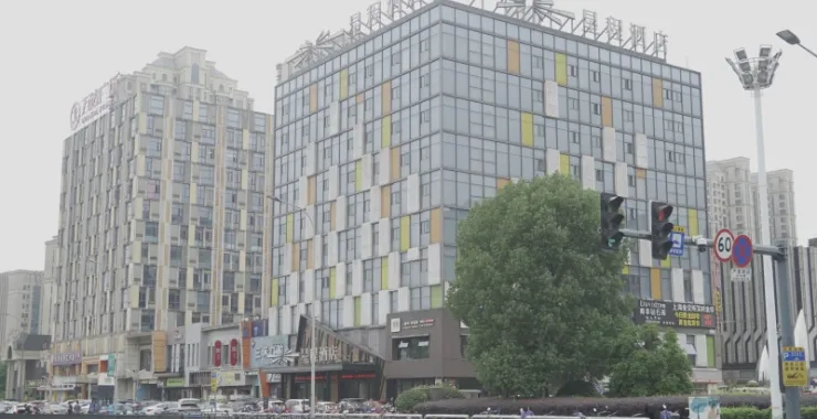 万达广场星程酒店建筑