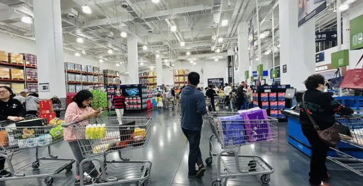宁波山姆超市购物排队结帐收银