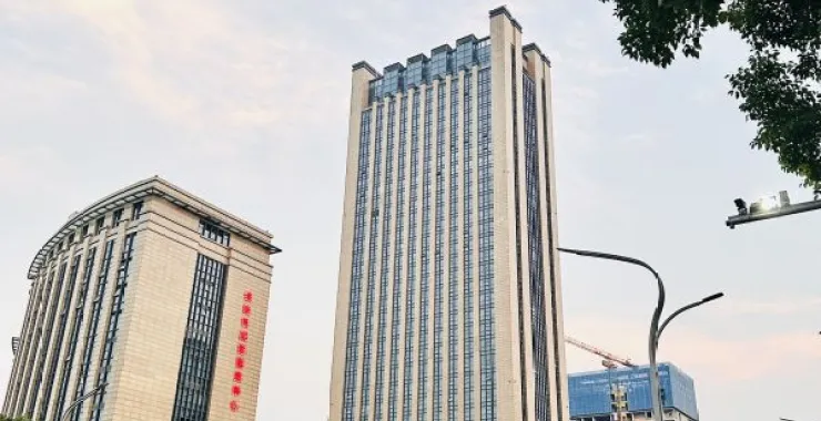 余姚市政务服务中心行政服务中心高楼建筑