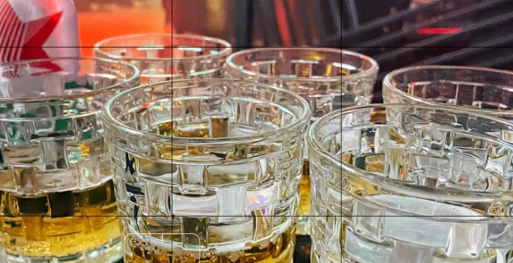 啤酒酒吧夜宵酒杯