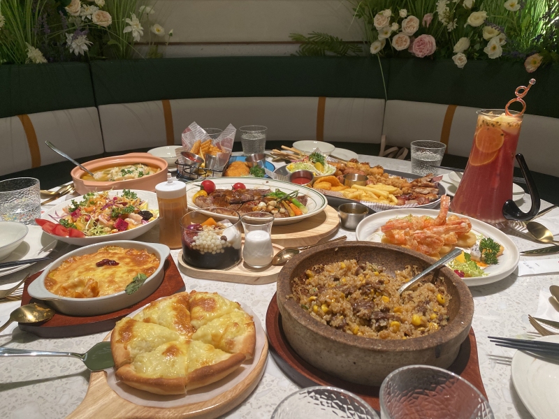 水天堂西餐厅牛排披萨套餐图