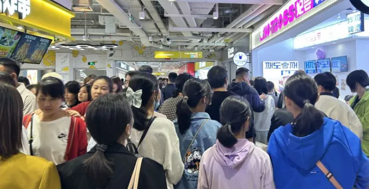 五一国庆节假日周末旅游客流人流人群