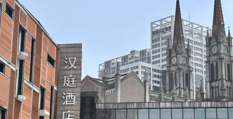 宁波天一广场天主教堂建筑