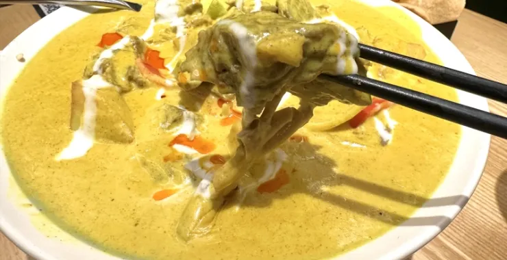 泰国菜美食网红打卡黄咖喱牛腩