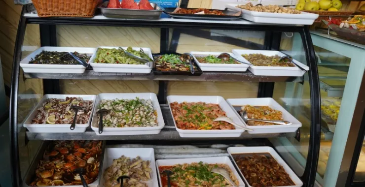 美食展示柜虾海鲜凉菜