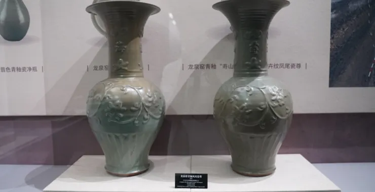 余姚巍星路出土博物馆文物