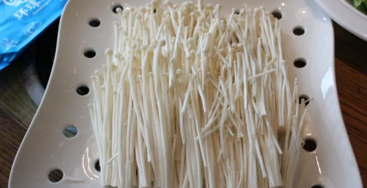 金针菇蒸海鲜