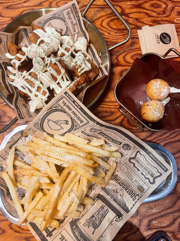 薯条炸鸡紫薯芝士丸美食