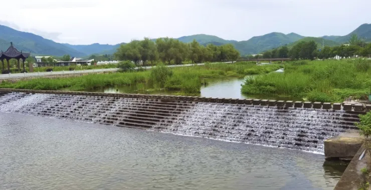 余姚梁弄水坝