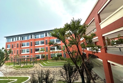 余姚市第一实验小学教学楼