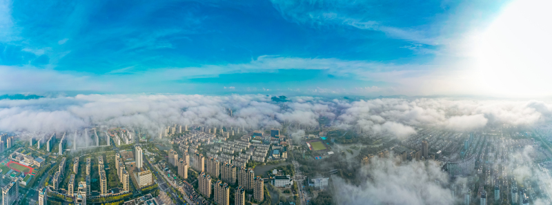 蓝天白云余姚姚城航拍俯瞰云海云雾缭绕全景城区城市全景